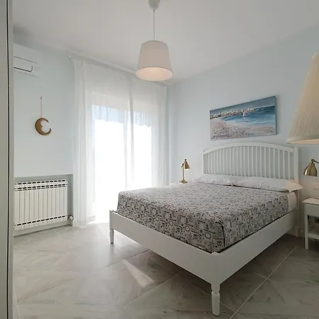 Casa Vacanze Riviera Apartment *
